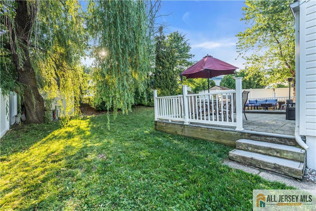 8 Smalley Road Edison NJ 08817