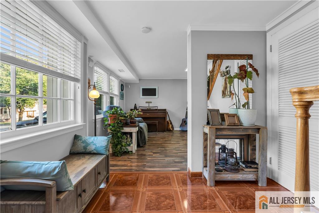 8 Smalley Road Edison NJ 08817