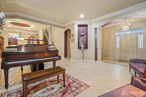 85 Beth Page Drive Monroe NJ 08831