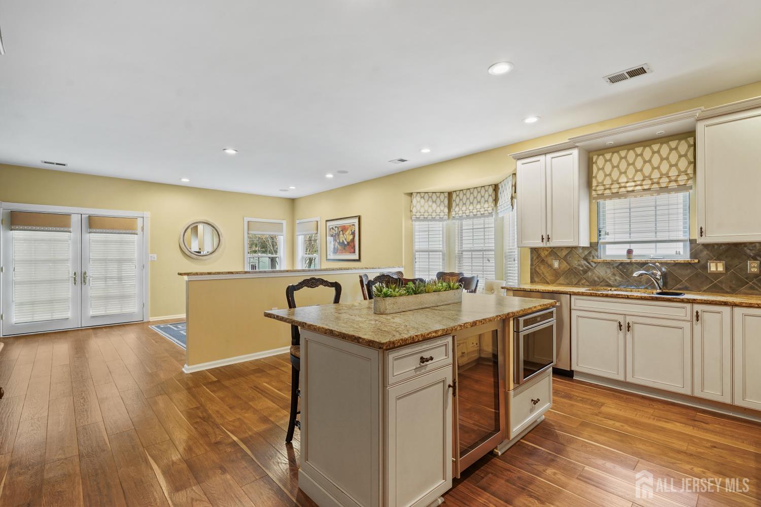 33 Coneflower Lane West Windsor NJ 08550