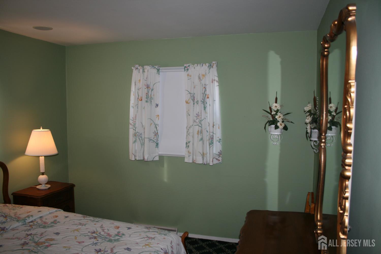 42 Diane Avenue Old Bridge NJ 08857