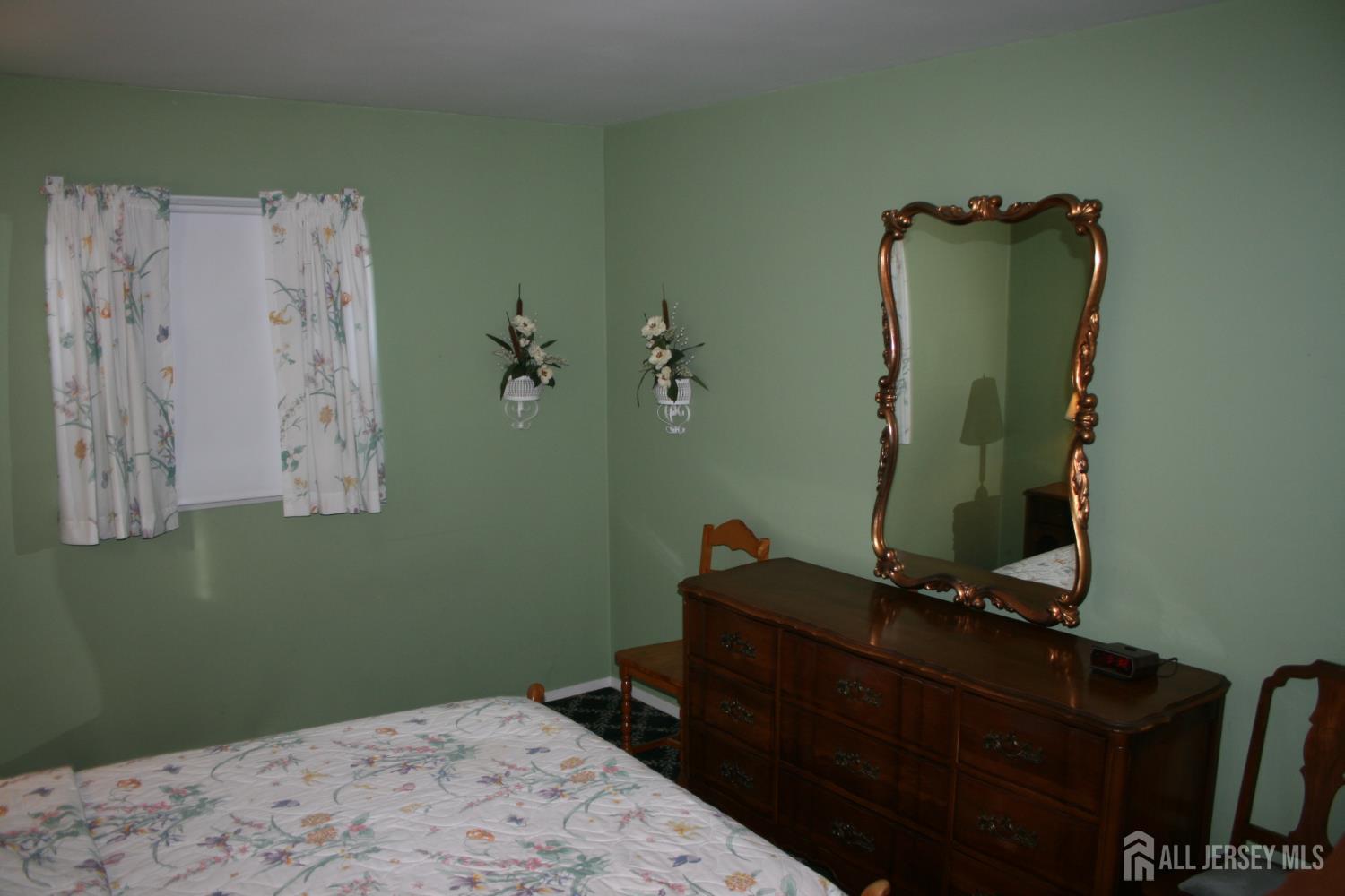42 Diane Avenue Old Bridge NJ 08857