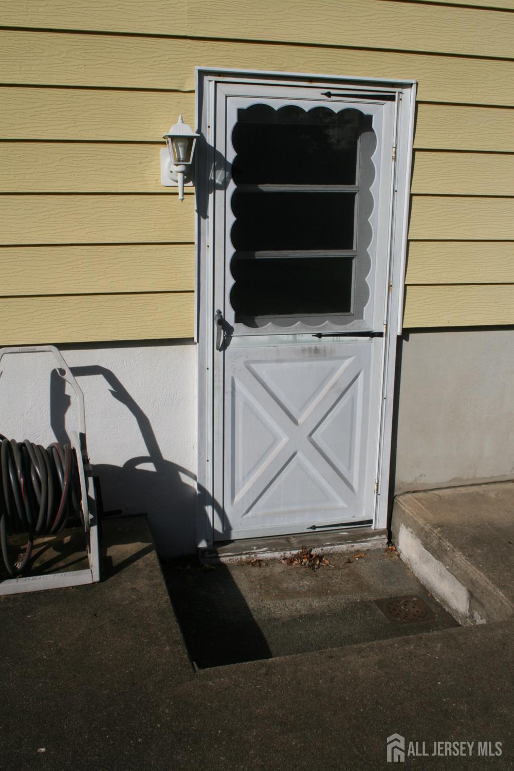 42 Diane Avenue Old Bridge NJ 08857