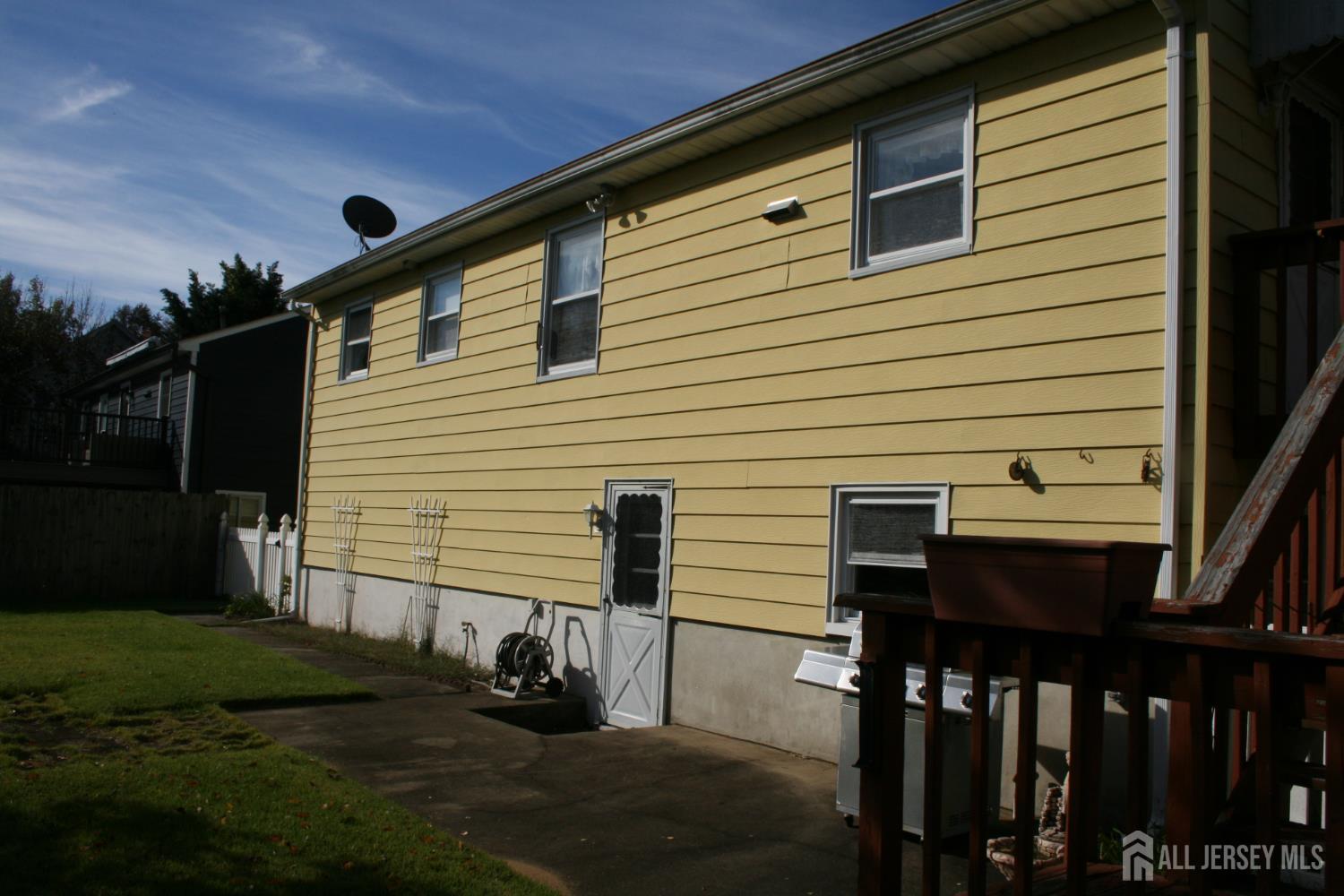 42 Diane Avenue Old Bridge NJ 08857