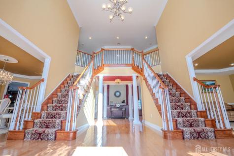 4 Heitz Lane Hillsborough NJ 08844