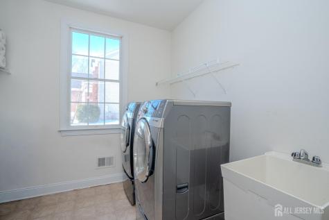 4 Heitz Lane Hillsborough NJ 08844