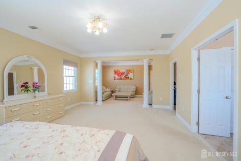 4 Heitz Lane Hillsborough NJ 08844