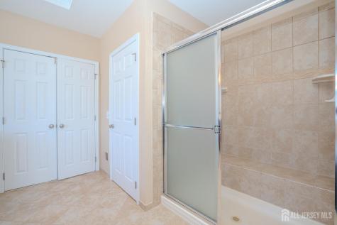4 Heitz Lane Hillsborough NJ 08844