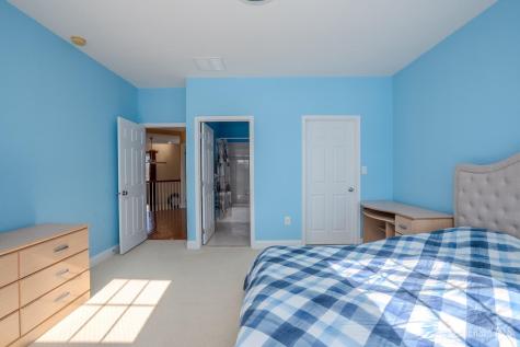 4 Heitz Lane Hillsborough NJ 08844