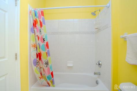 4 Heitz Lane Hillsborough NJ 08844