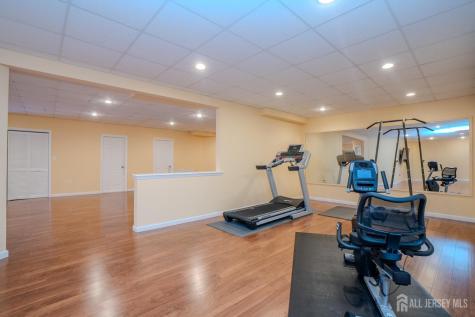 4 Heitz Lane Hillsborough NJ 08844