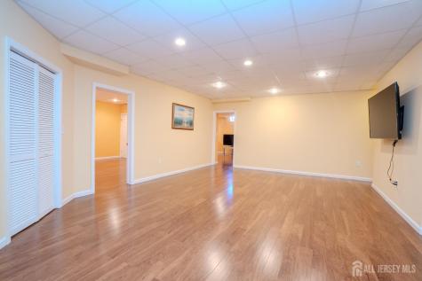 4 Heitz Lane Hillsborough NJ 08844