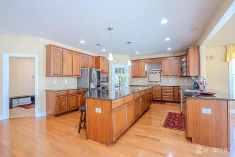 4 Heitz Lane Hillsborough NJ 08844