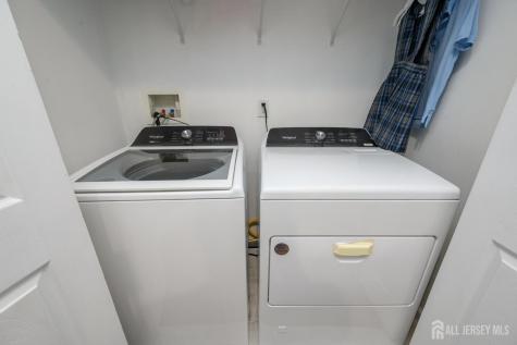 112 Valerie Drive Manville NJ 08835