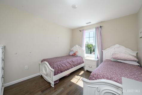 112 Valerie Drive Manville NJ 08835