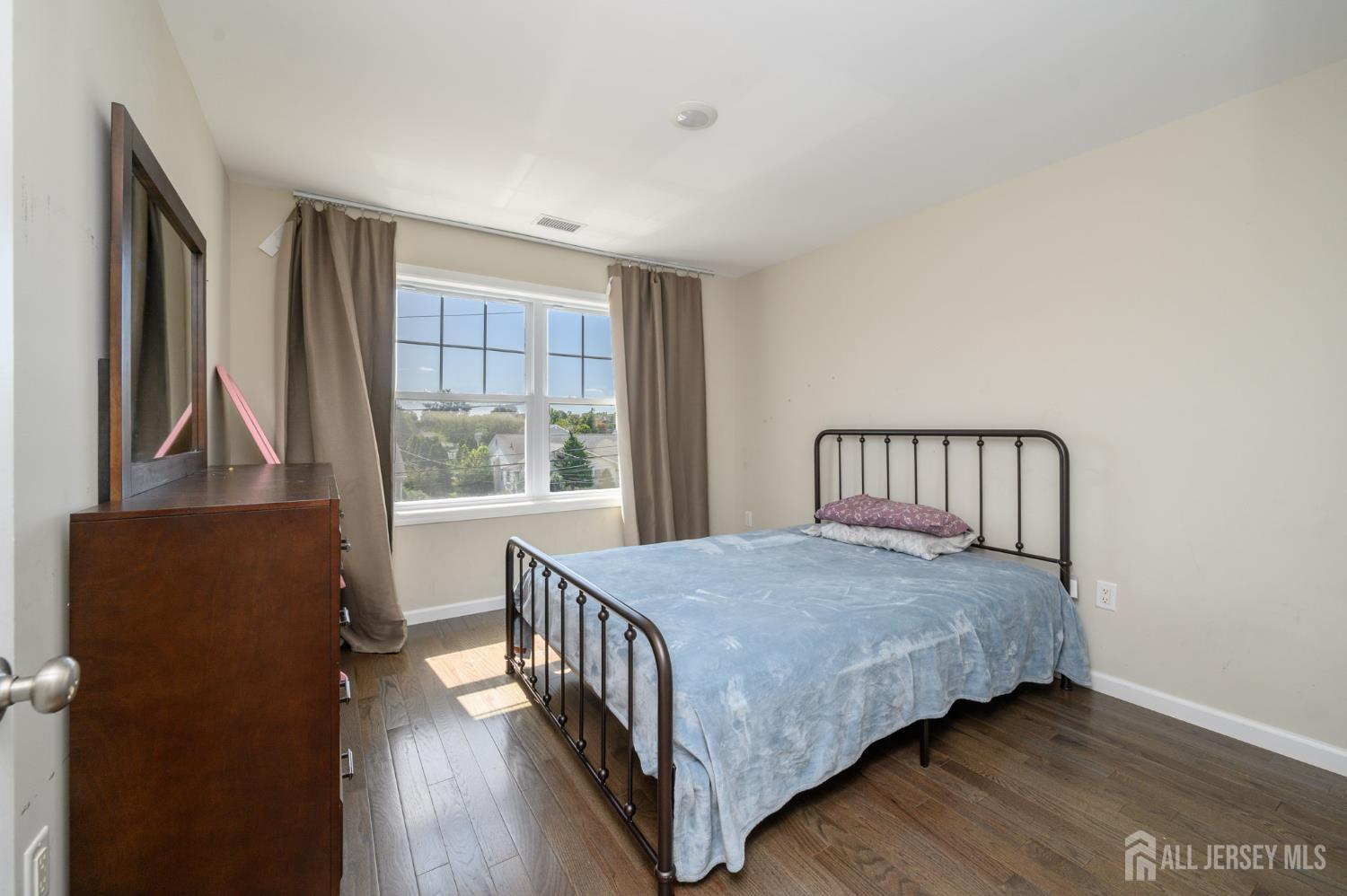 112 Valerie Drive Manville NJ 08835