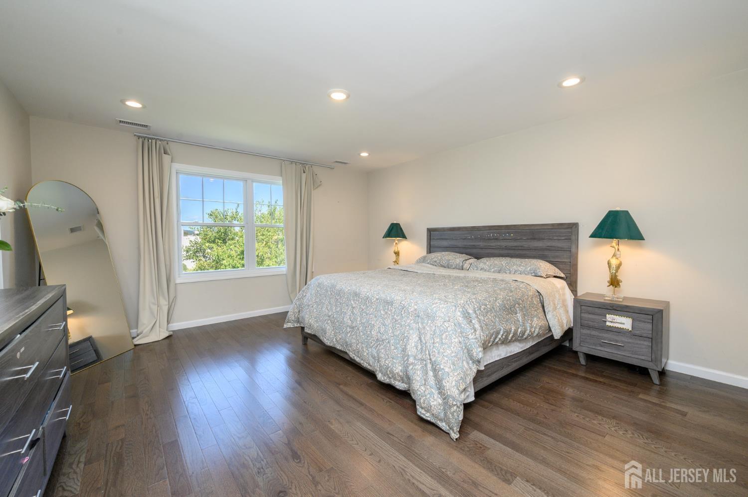 112 Valerie Drive Manville NJ 08835