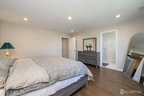 112 Valerie Drive Manville NJ 08835
