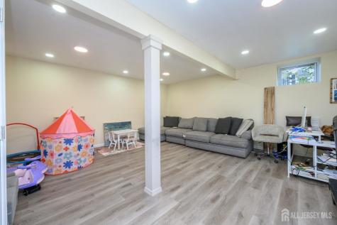 112 Valerie Drive Manville NJ 08835