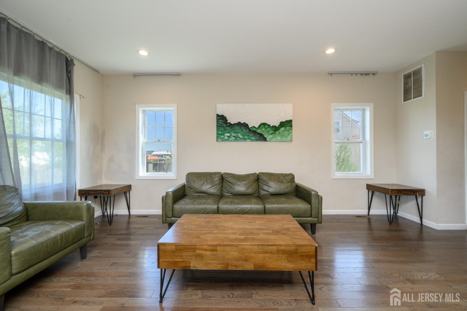 112 Valerie Drive Manville NJ 08835