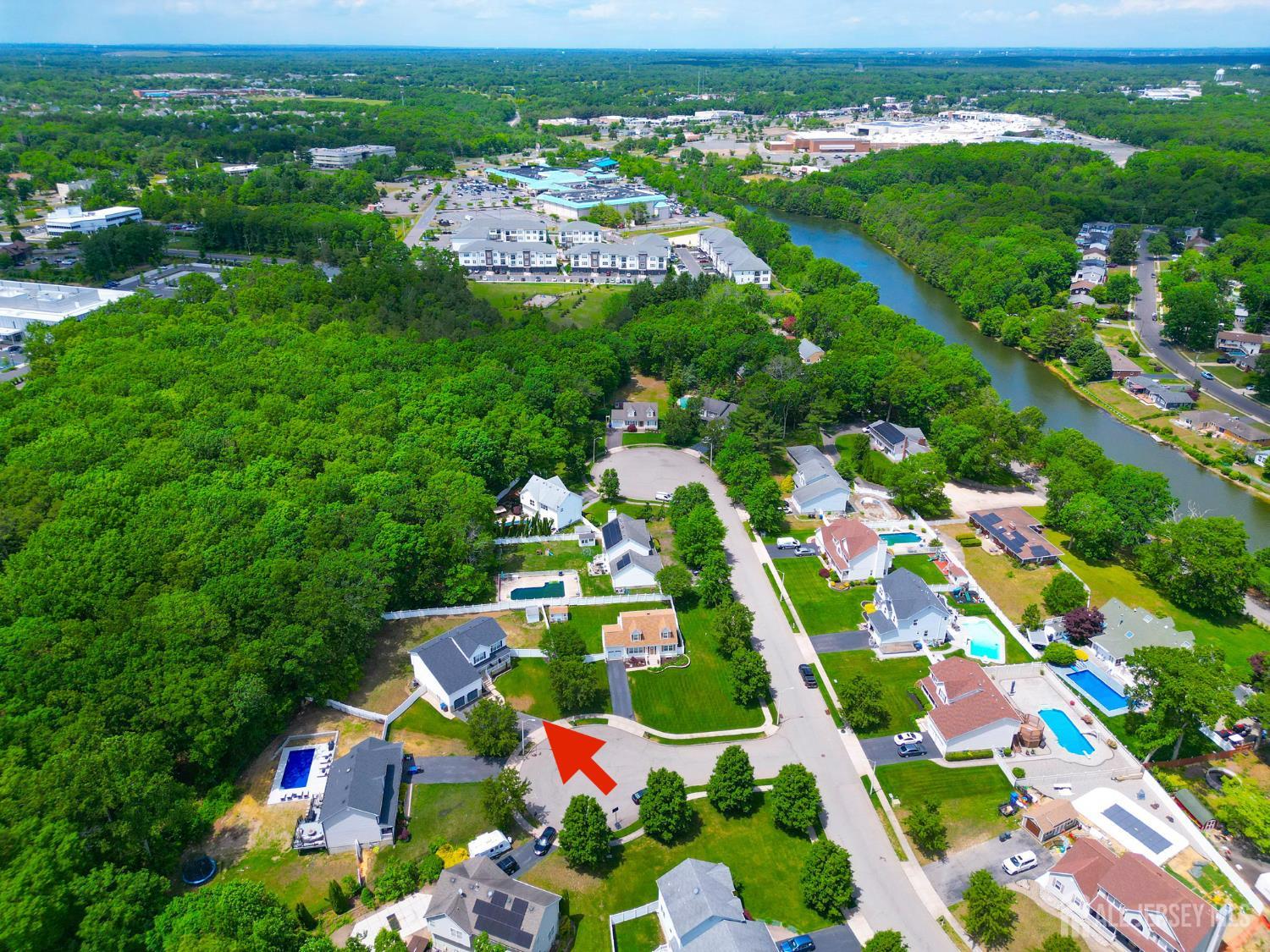144 Lakeview Court Toms River NJ 08753