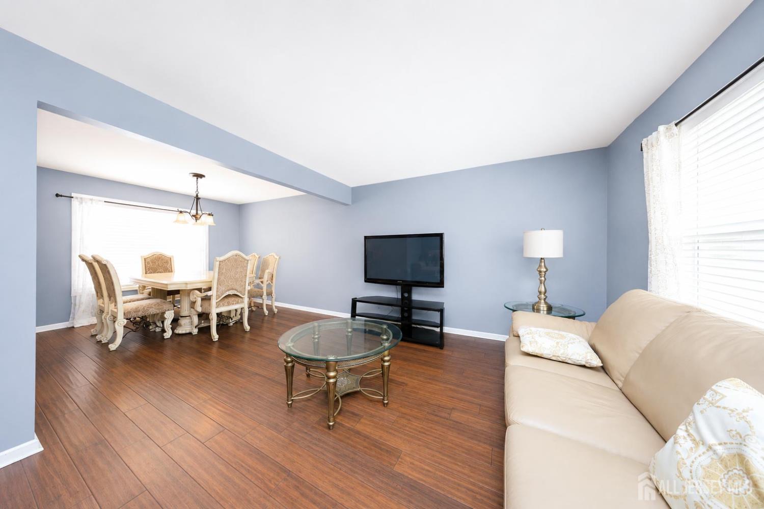144 Lakeview Court Toms River NJ 08753
