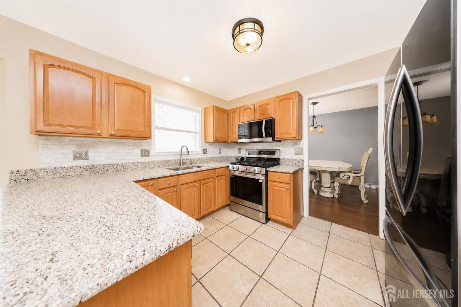 144 Lakeview Court Toms River NJ 08753