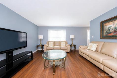144 Lakeview Court Toms River NJ 08753