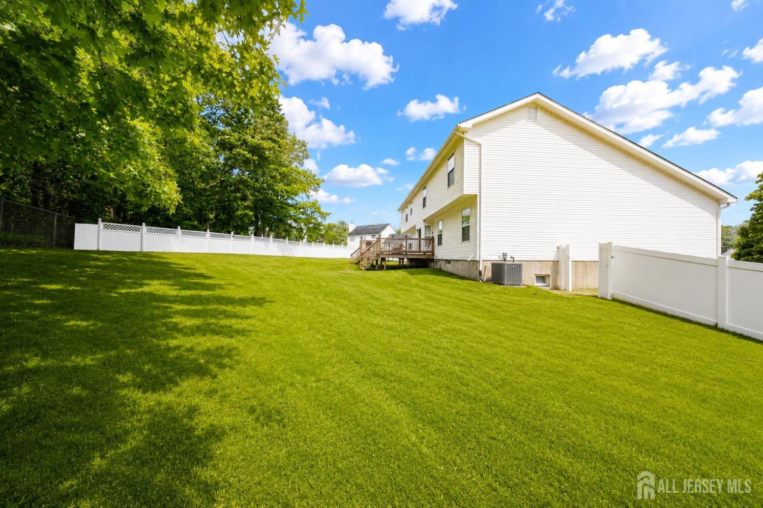 144 Lakeview Court Toms River NJ 08753