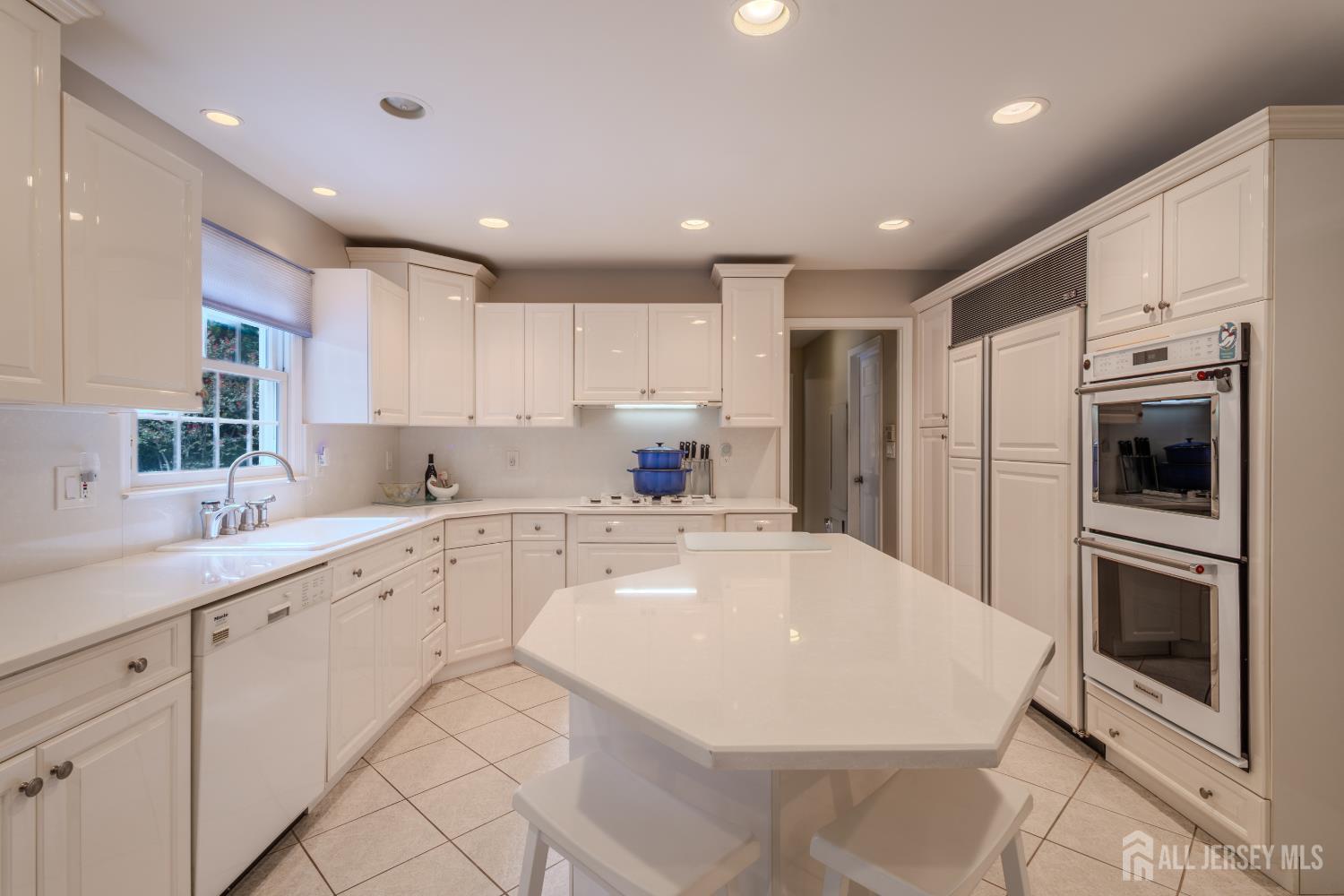 6 Burlington Lane East Brunswick NJ 08816