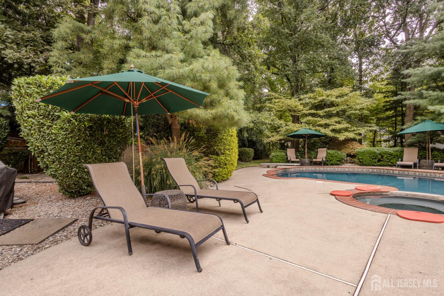 6 Burlington Lane East Brunswick NJ 08816