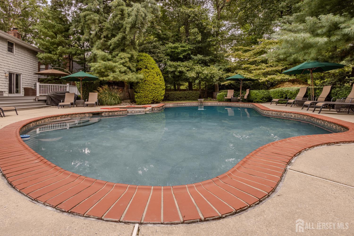 6 Burlington Lane East Brunswick NJ 08816