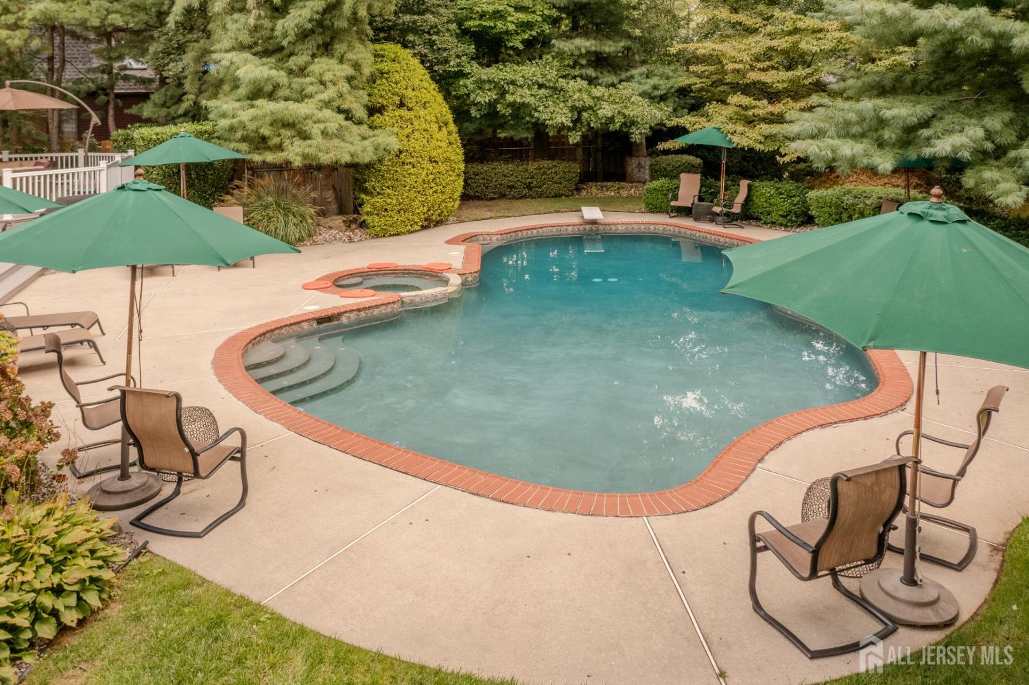 6 Burlington Lane East Brunswick NJ 08816