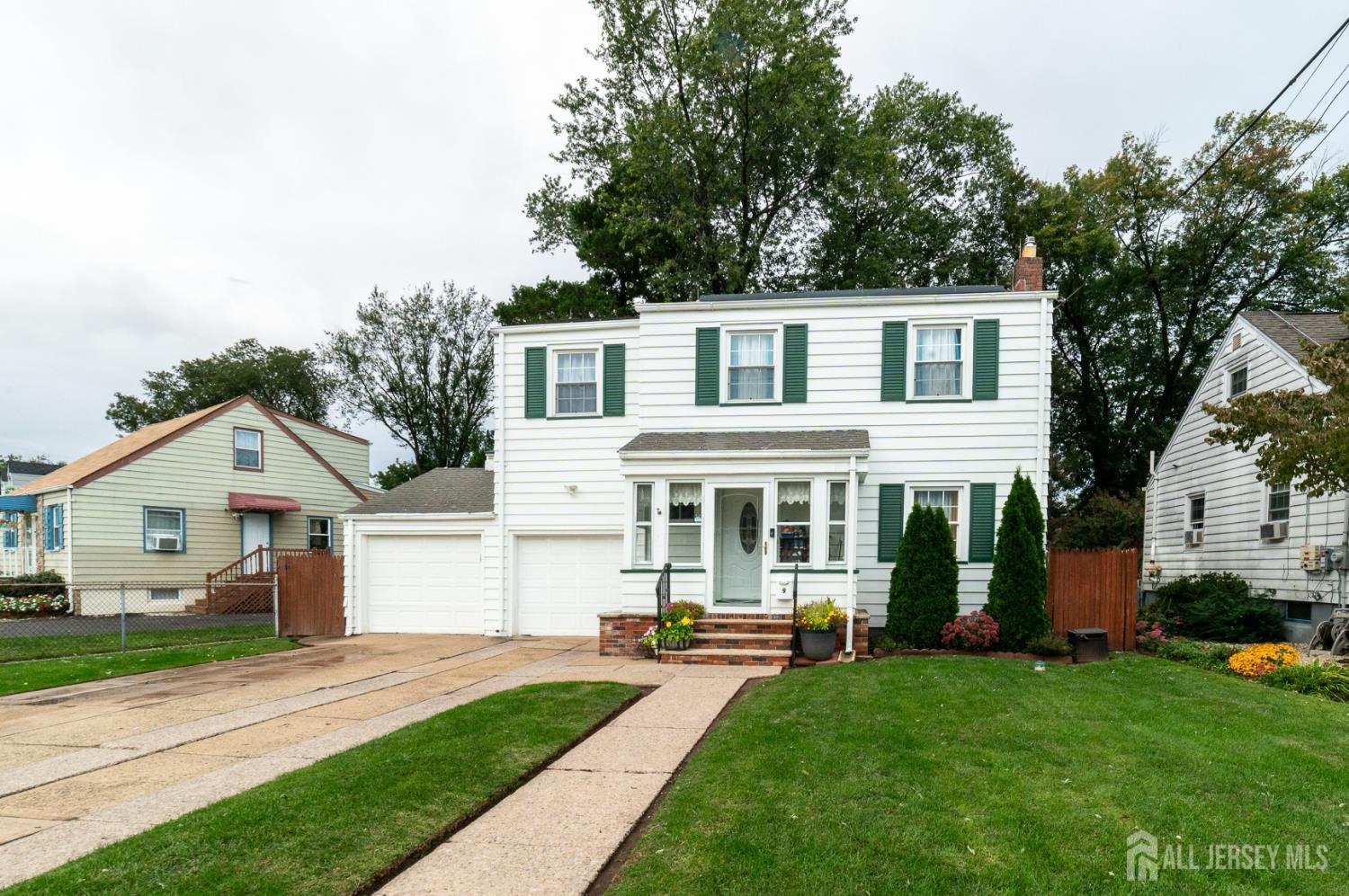 9 Mcauliffe Drive North Brunswick NJ 08902