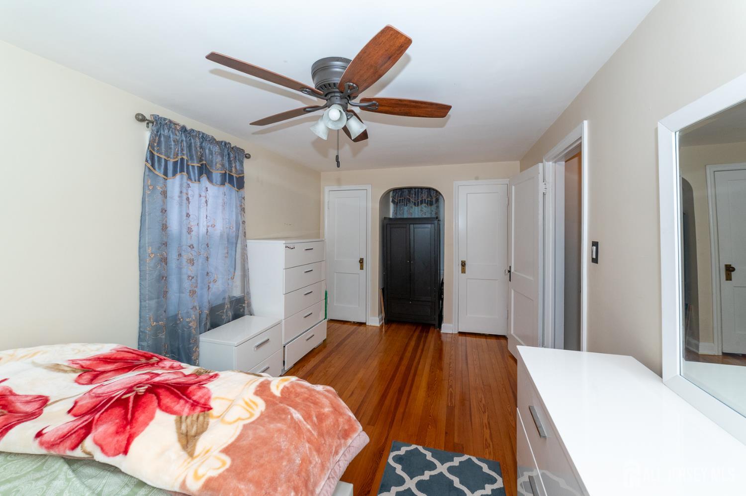 9 Mcauliffe Drive North Brunswick NJ 08902