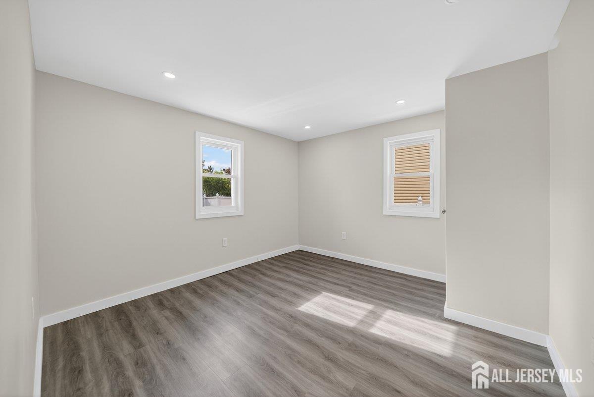121 Dorothy Street Carteret NJ 07008