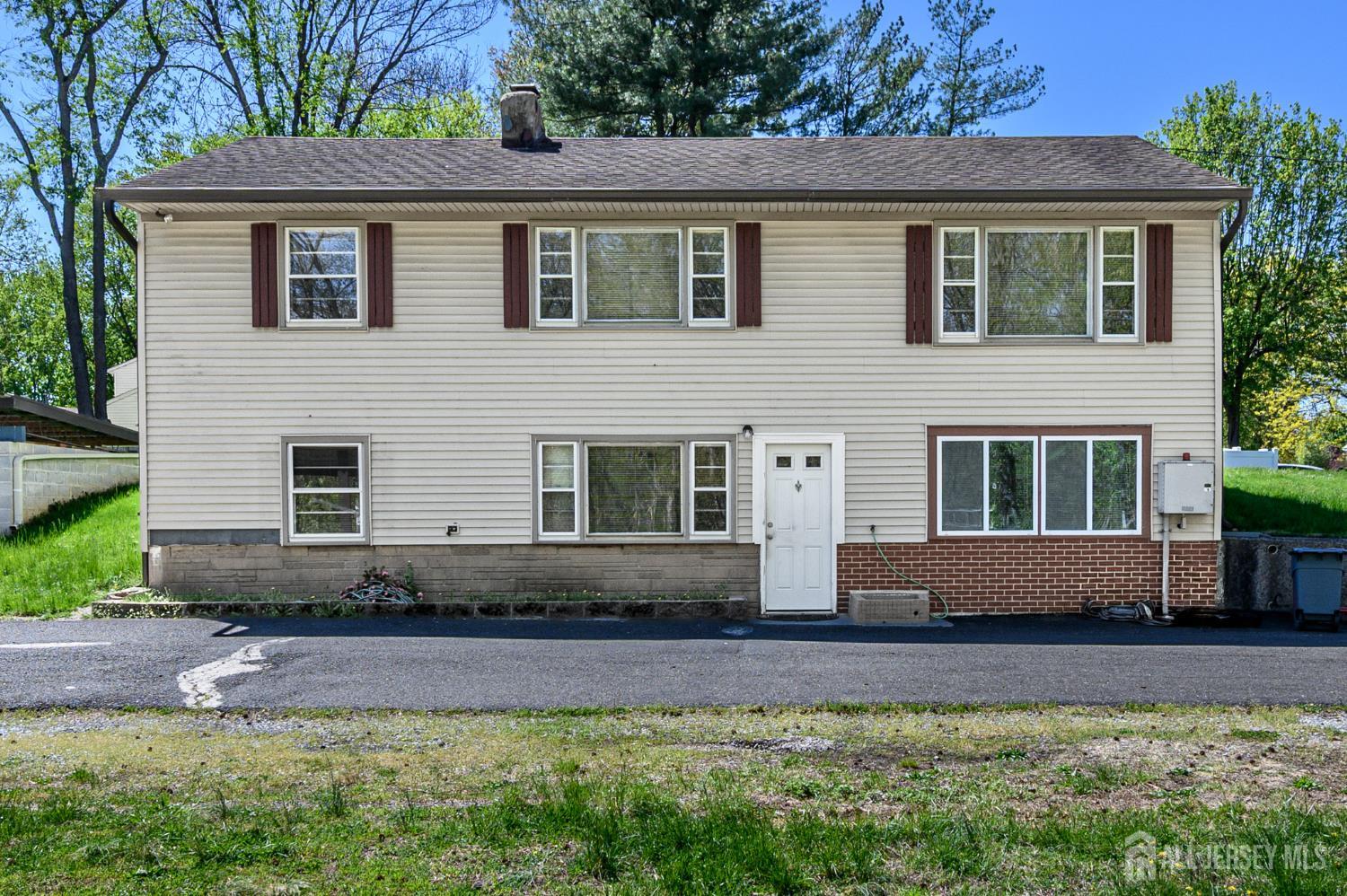 784 Yardville Hamilton Square Road Hamilton NJ 08691