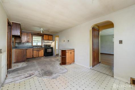 784 Yardville Hamilton Square Road Hamilton NJ 08691