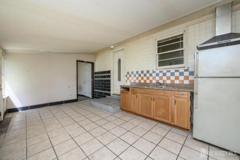 784 Yardville Hamilton Square Road Hamilton NJ 08691