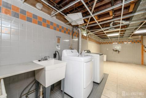 784 Yardville Hamilton Square Road Hamilton NJ 08691