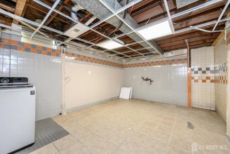 784 Yardville Hamilton Square Road Hamilton NJ 08691