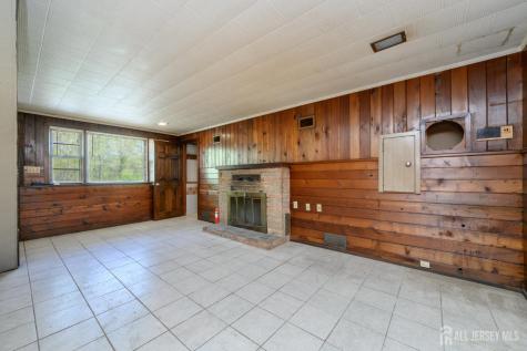 784 Yardville Hamilton Square Road Hamilton NJ 08691