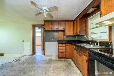 784 Yardville Hamilton Square Road Hamilton NJ 08691