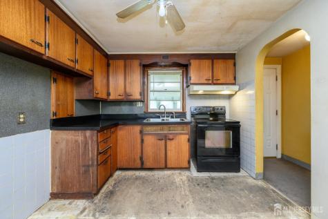 784 Yardville Hamilton Square Road Hamilton NJ 08691