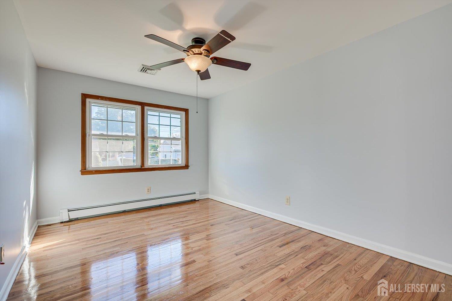 932 Eva Street Piscataway NJ 08854