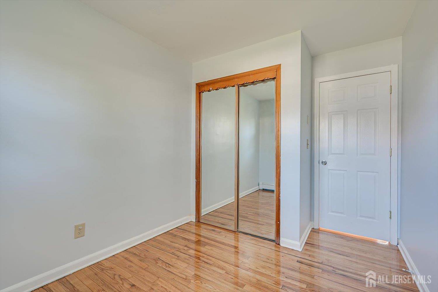 932 Eva Street Piscataway NJ 08854