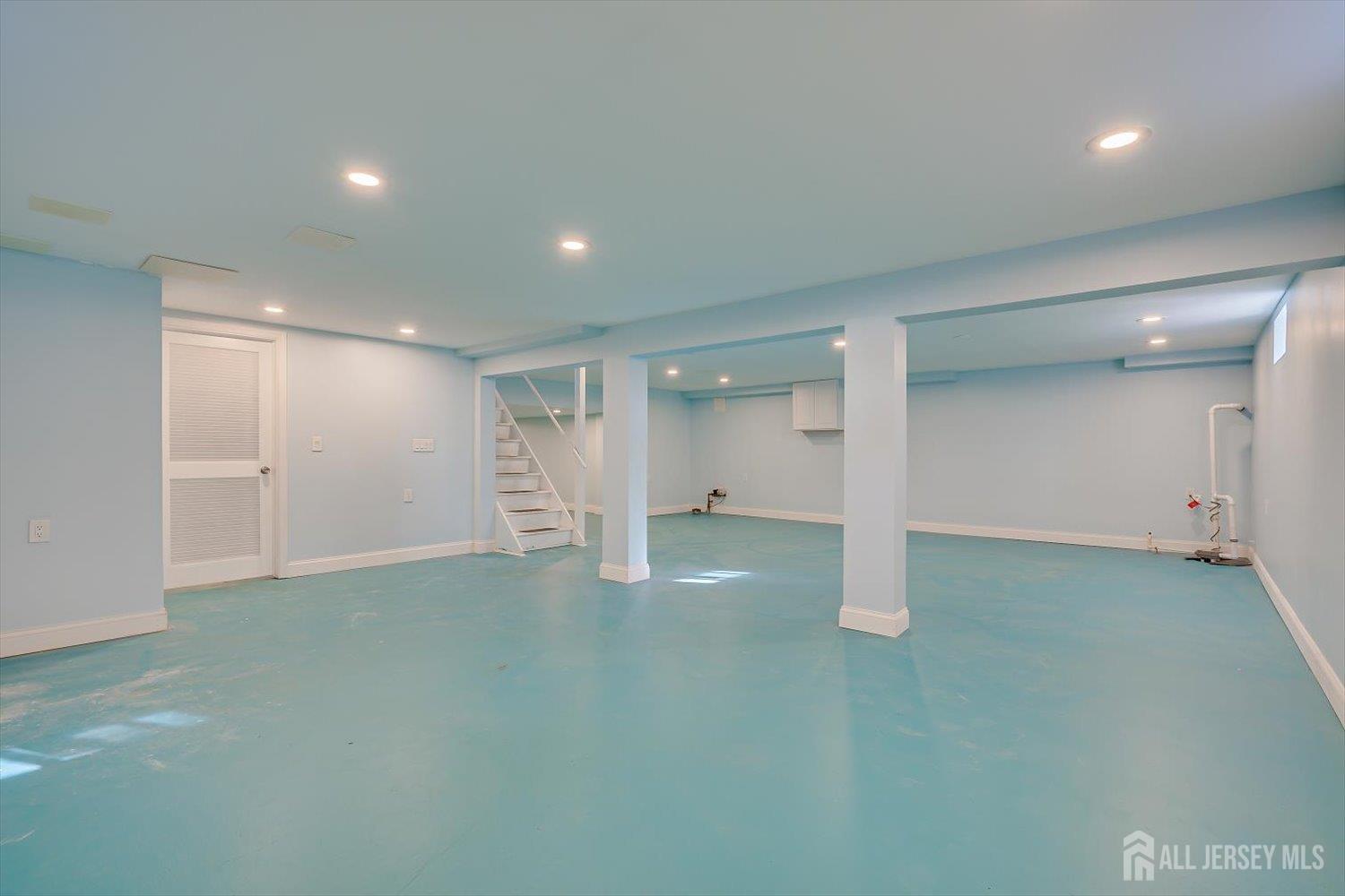 932 Eva Street Piscataway NJ 08854