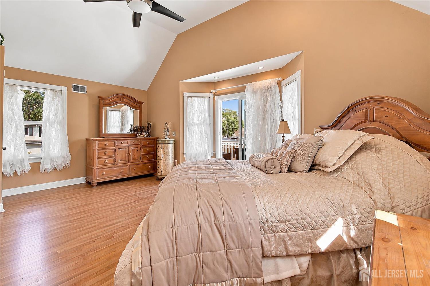 1603 W Maplewood Road Wall NJ 07719