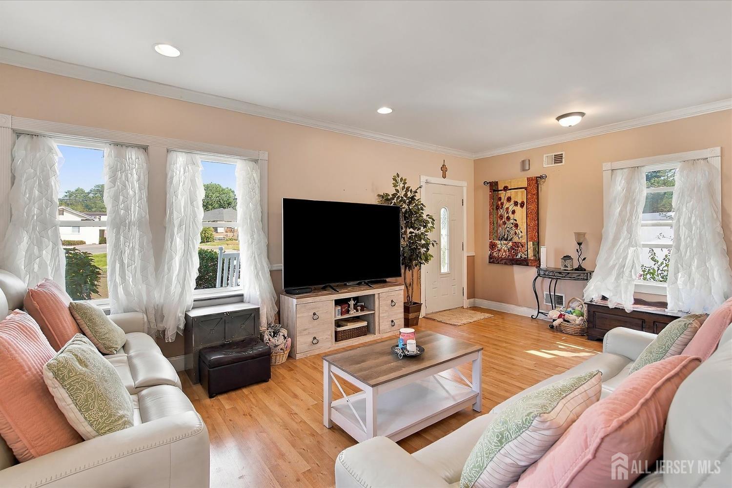1603 W Maplewood Road Wall NJ 07719