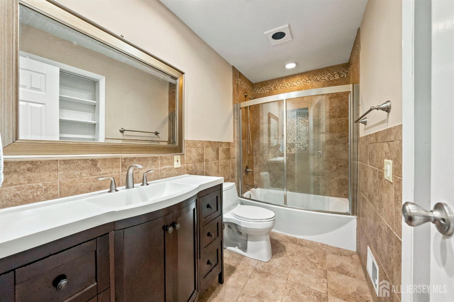 6 Sherry Road East Brunswick NJ 08816